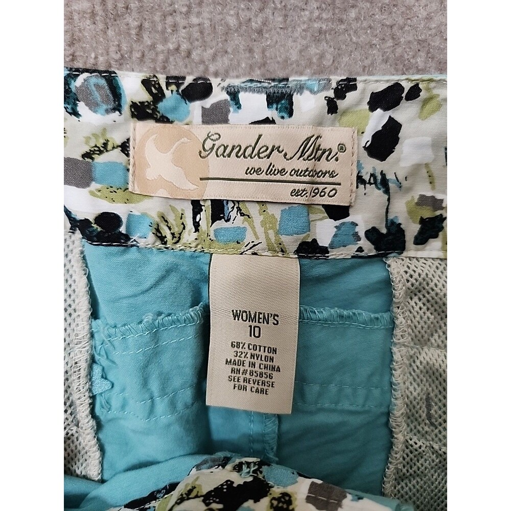 Gander Mountain Riley Shorts Womens 10 Aqua Sea Cargo Pockets Lightweight NEW - Picture 8 of 9